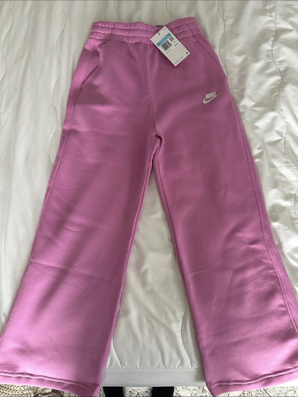 NWT Nike Girls Sportswear Club Fleece Wide Leg Sweatpants